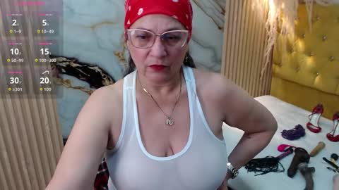 Sussy  online show from October 21, 2:48 am