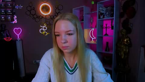 suzume online show from October 2, 12:32 pm