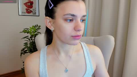 Suzy  next stream  Thursday Friday Saturday online show from February 20, 2:51 am