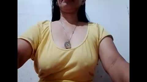 suzzie_hot online show from January 29, 9:28 pm