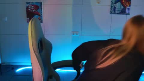 Eva online show from November 6, 5:24 am