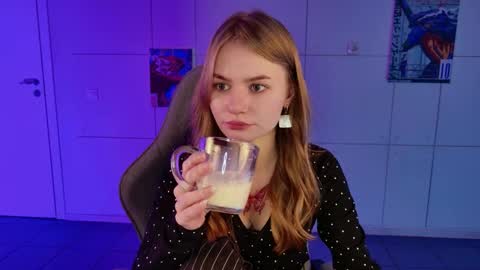 Eva online show from November 10, 9:04 am