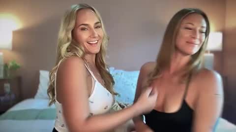 Swedish Candii online show from November 28, 10:13 pm