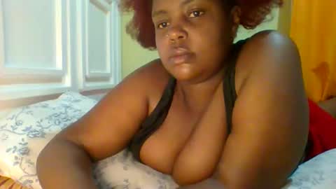 Snapshot of sweet52537 chatting on September 25, 4:50 pm sweet52537 online show from September 25, 4:50 pm