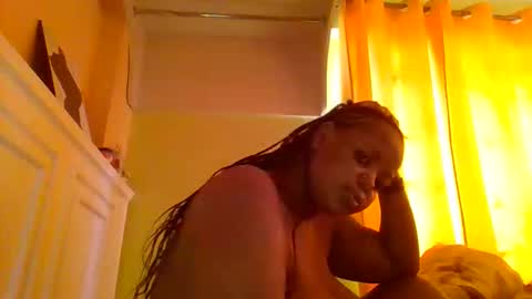 Snapshot of sweet52537 chatting on September 30, 7:47 am sweet52537 online show from September 30, 7:47 am