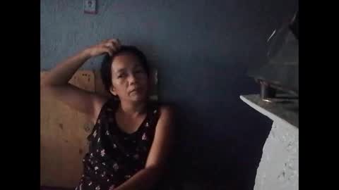 Snapshot of sweet818957 chatting on December 6, 3:30 am sweet818957 online show from December 6, 3:30 am