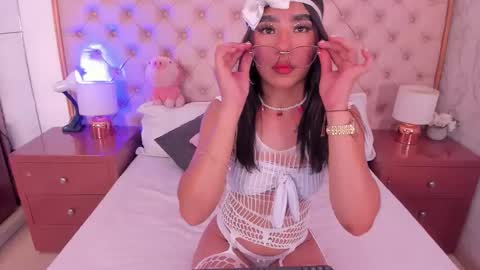 Abby online show from November 4, 3:11 am