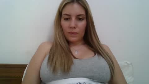 Snapshot of sweet__alana chatting on January 21, 9:36 pm Sweet alana online show from January 21, 9:36 pm