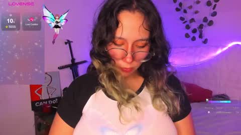 Snapshot of sweet_afrodita777 chatting on October 26, 10:38 pm Afrodita online show from October 26, 10:38 pm