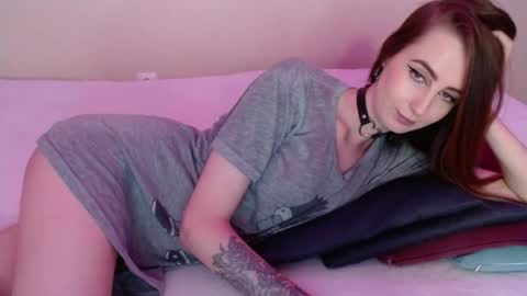 Snapshot of sweet_alica15 chatting on September 26, 5:21 pm Alice online show from September 26, 5:21 pm