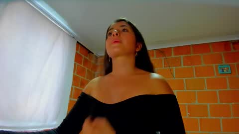 Snapshot of sweet_and_hot_alaia chatting on September 9, 10:20 pm sweet and hot alaia online show from September 9, 10:20 pm
