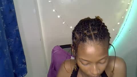 angie online show from November 22, 1:08 am