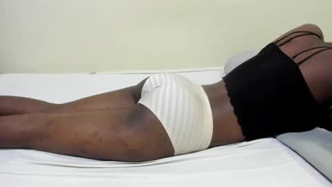 Snapshot of sweet_arya1 chatting on October 10, 6:57 pm sweet_arya1 online show from October 10, 6:57 pm