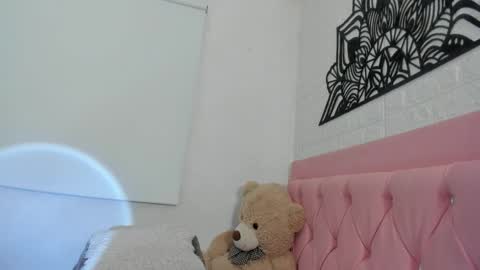 Ashley online show from January 25, 7:49 am