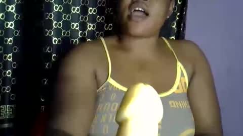 Snapshot of sweet_baby27 chatting on October 3, 6:07 am sweet baby online show from October 3, 6:07 am