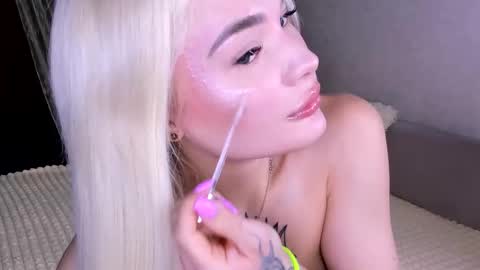 Alice online show from February 20, 4:19 pm