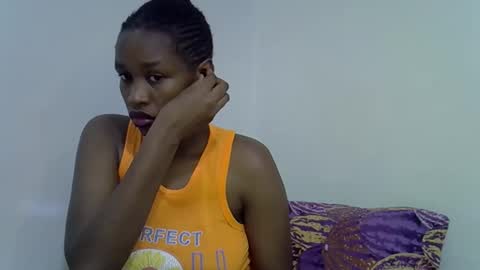 sweet_brown9 online show from October 30, 8:32 pm