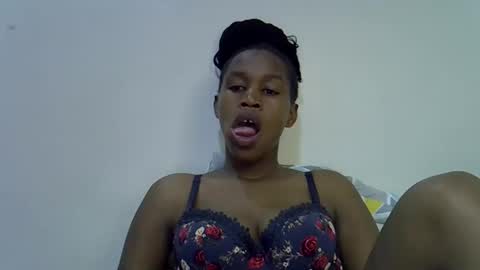 sweet_brown9 online show from September 30, 10:03 pm