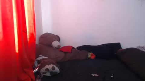 Snapshot of sweet_bubblee chatting on February 20, 8:36 pm Bubbles online show from February 20, 8:36 pm