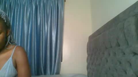 Camila online show from November 1, 4:27 am