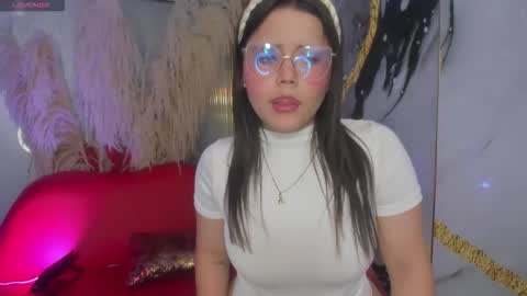 Snapshot of sweet_celeste18_ chatting on October 2, 8:36 pm Celeste online show from October 2, 8:36 pm