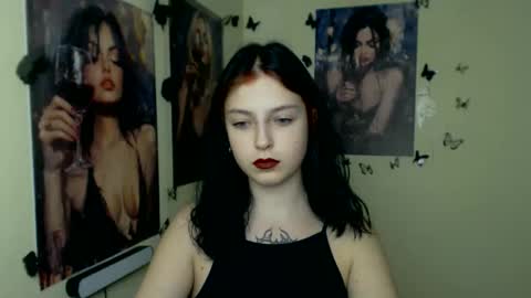 Ivy online show from December 5, 3:24 pm