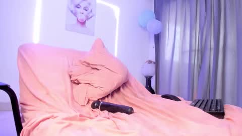 Canela online show from December 20, 9:08 pm