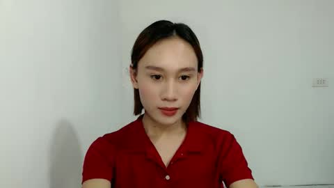 sweet_crissa4007 online show from February 8, 5:11 am