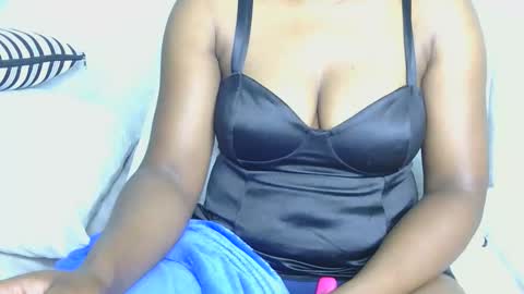 dellah online show from April 12, 2:25 am