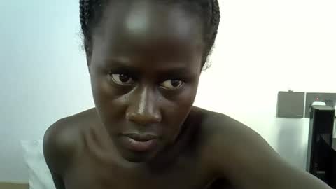 Snapshot of sweet_diva19 chatting on September 19, 2:05 pm sweet_diva19 online show from September 19, 2:05 pm