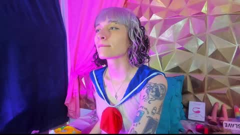  emmili  online show from December 30, 12:20 pm