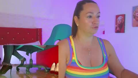 Snapshot of sweet_evans___ chatting on September 28, 5:47 am Sweet Evans online show from September 28, 5:47 am