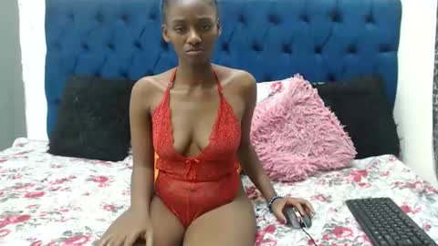sweet_facexx online show from September 9, 7:02 pm