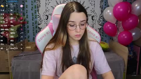 Snapshot of sweet_frosty chatting on January 20, 3:59 am Alice online show from January 20, 3:59 am