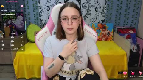 Snapshot of sweet_frosty chatting on March 7, 2:57 am Alice online show from March 7, 2:57 am