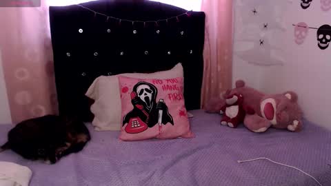 Snapshot of sweet_hannaah chatting on October 27, 1:06 pm Hannah online show from October 27, 1:06 pm