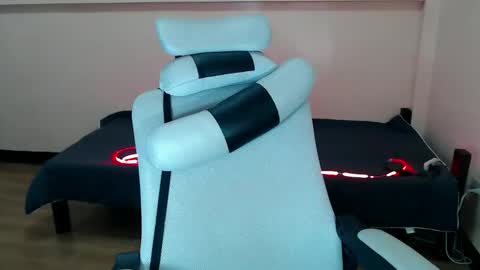 Snapshot of sweet_hard_queenxxx chatting on October 3, 10:53 am sophia daisy online show from October 3, 10:53 am