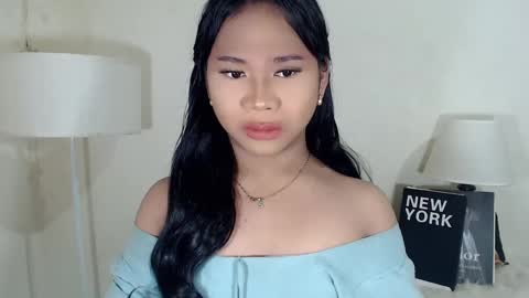 Snapshot of sweet_hoelly chatting on March 8, 4:16 pm naughty shannel online show from March 8, 4:16 pm