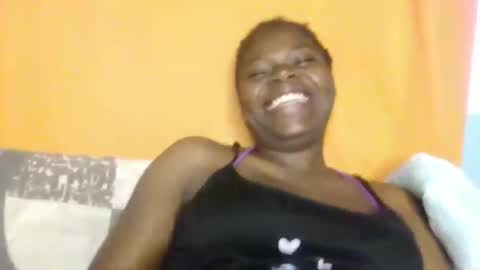 Snapshot of sweet_jamiie chatting on October 19, 10:06 am jay online show from October 19, 10:06 am