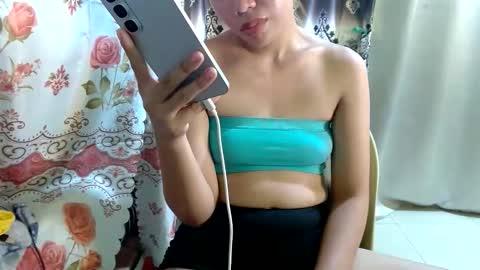 sweet_kitty69xxx online show from May 22, 3:21 pm