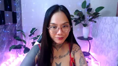 Snapshot of sweet_kittykatya chatting on January 12, 7:53 pm sweet_kittykatya online show from January 12, 7:53 pm