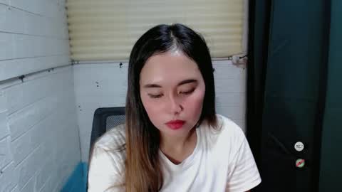 LAIKA online show from December 30, 2:42 am