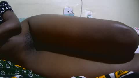 Snapshot of sweet_leen256 chatting on September 13, 10:40 pm sweet_leen256 online show from September 13, 10:40 pm