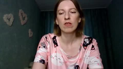 Snapshot of sweet_lilbunny chatting on September 11, 2:12 am sweet_lilbunny online show from September 11, 2:12 am