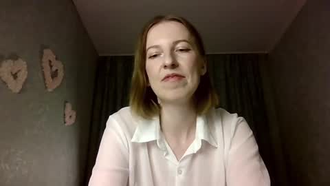 Snapshot of sweet_lilbunny chatting on October 20, 3:15 pm sweet_lilbunny online show from October 20, 3:15 pm