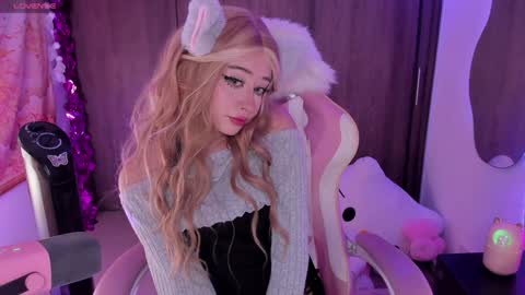 sweet_lilly_sweet online show from February 9, 1:45 am