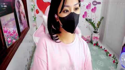 Snapshot of sweet_lily0 chatting on October 11, 8:22 pm Lily online show from October 11, 8:22 pm