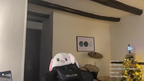 free            private online show from December 19, 11:35 pm