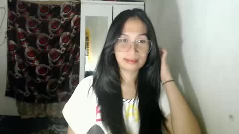 Marie online show from March 24, 12:32 pm