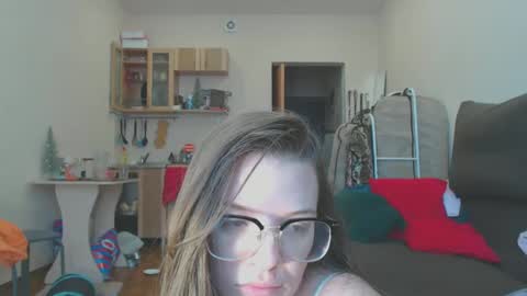 Snapshot of sweet_martinique chatting on February 28, 5:48 am TexasPAWG101 online show from February 28, 5:48 am